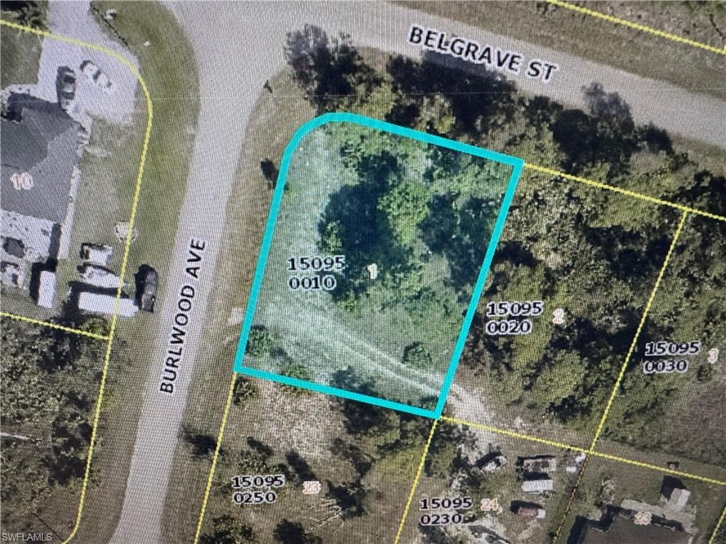 1256 Belgrave ST FORT MYERS, FL 33913