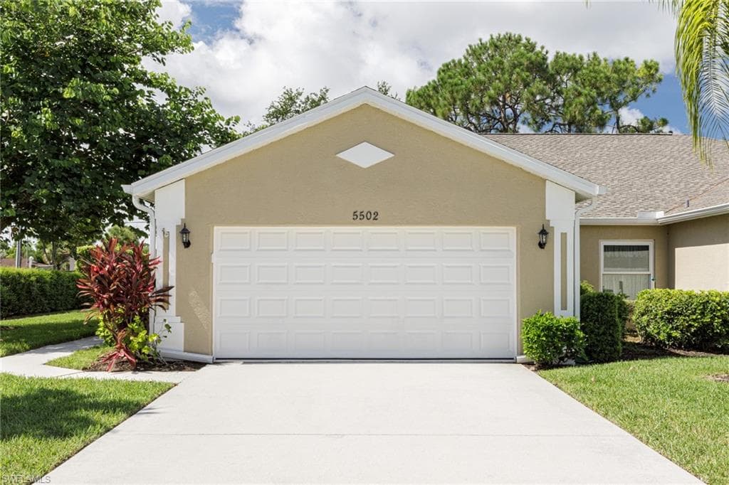 5502 Greenwood CIR 1 NAPLES, FL 34112