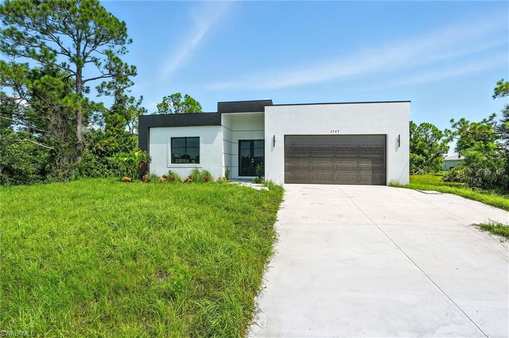 2725 Embers PKWY W CAPE CORAL, FL 33993