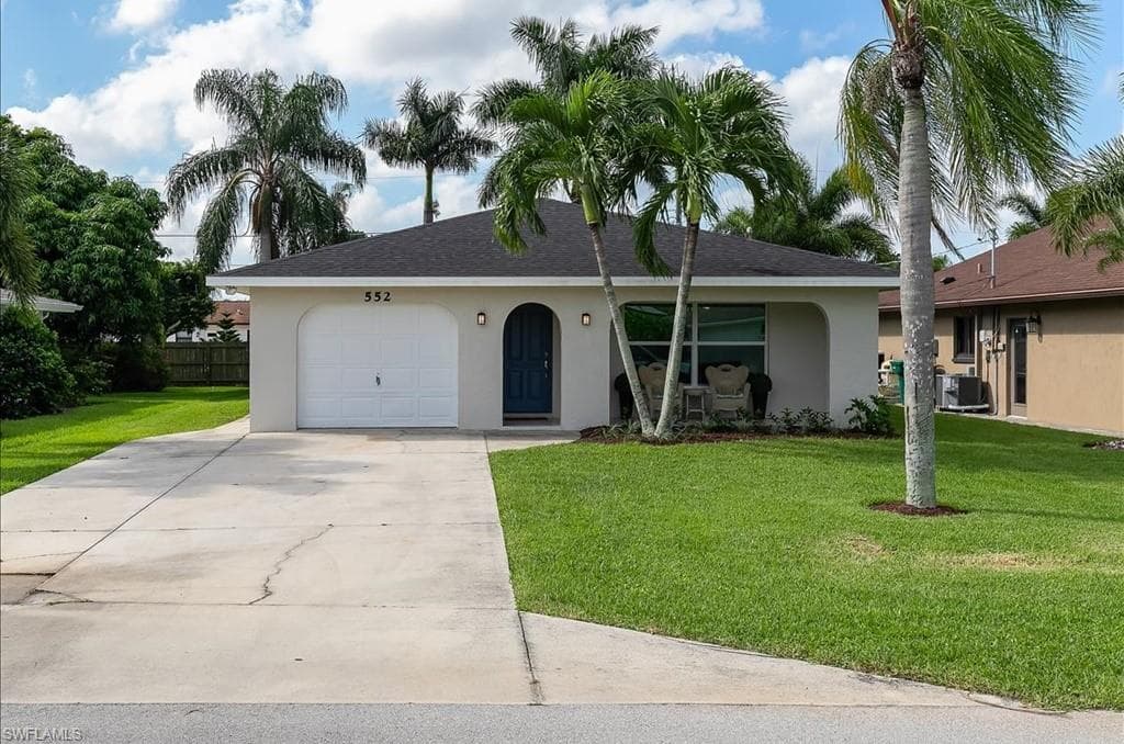 552 105th AVE N NAPLES, FL 34108