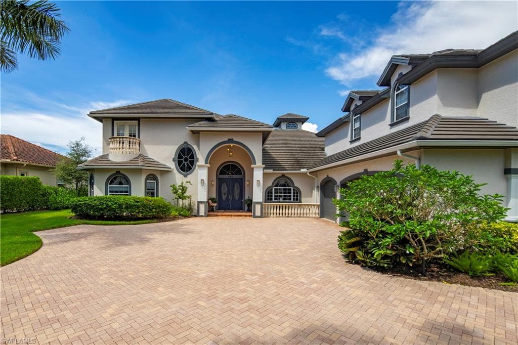 649 Bow Line DR NAPLES, FL 34103