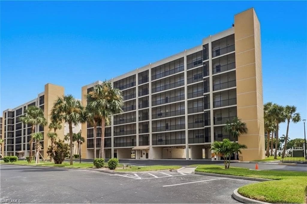 4421 Bay Beach LN 643 FORT MYERS BEACH, FL 33931