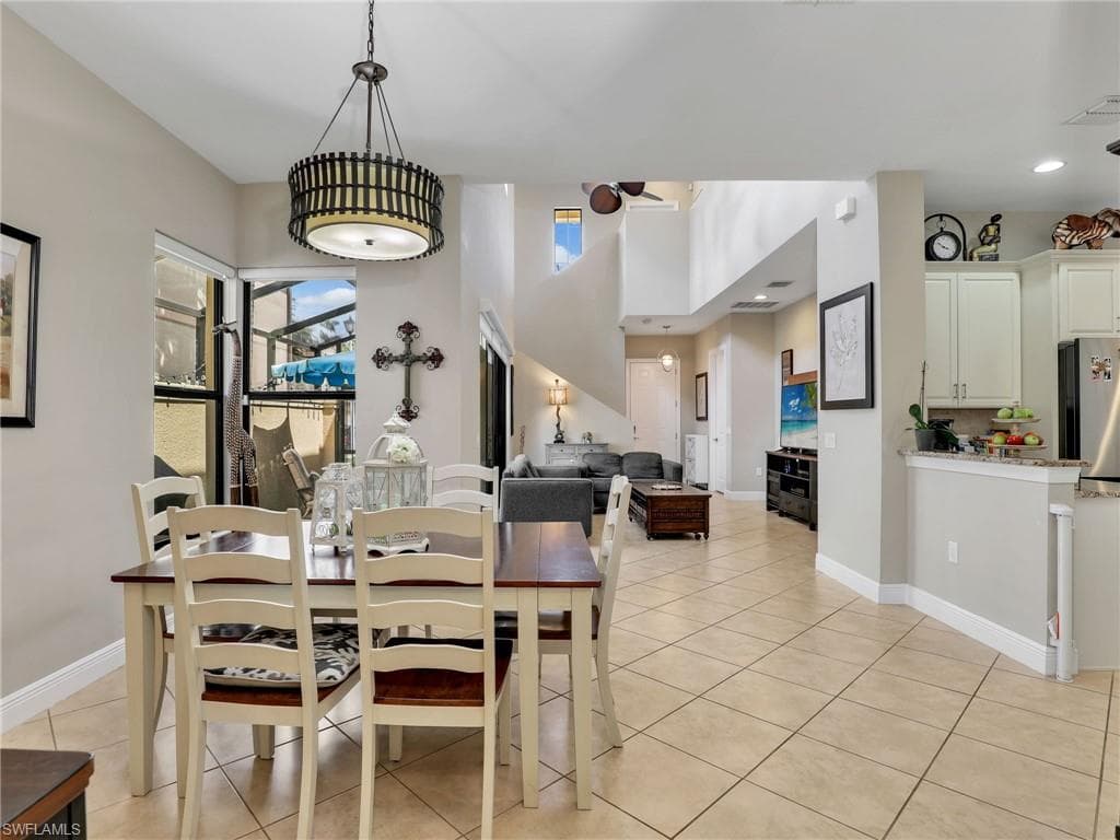 1242 Kendari TER NAPLES, FL 34113