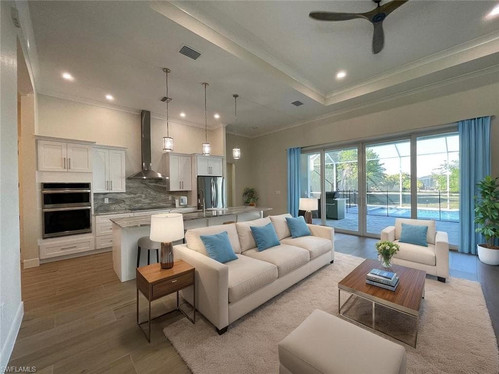 2303 SW 43rd TER CAPE CORAL, FL 33914