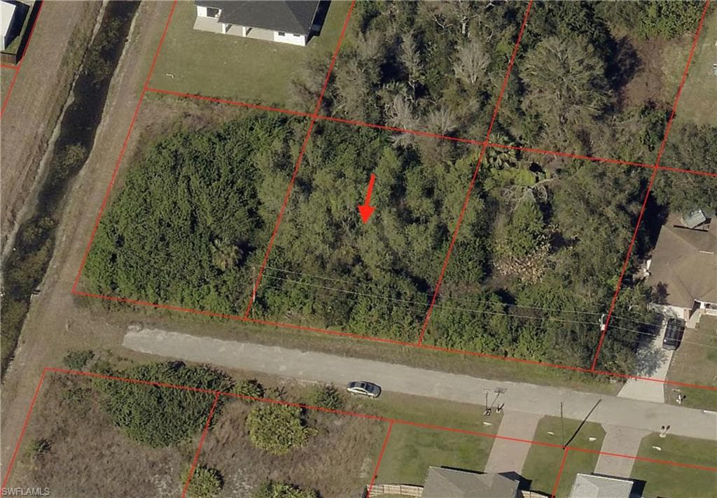 3816 34th ST SW LEHIGH ACRES, FL 33976