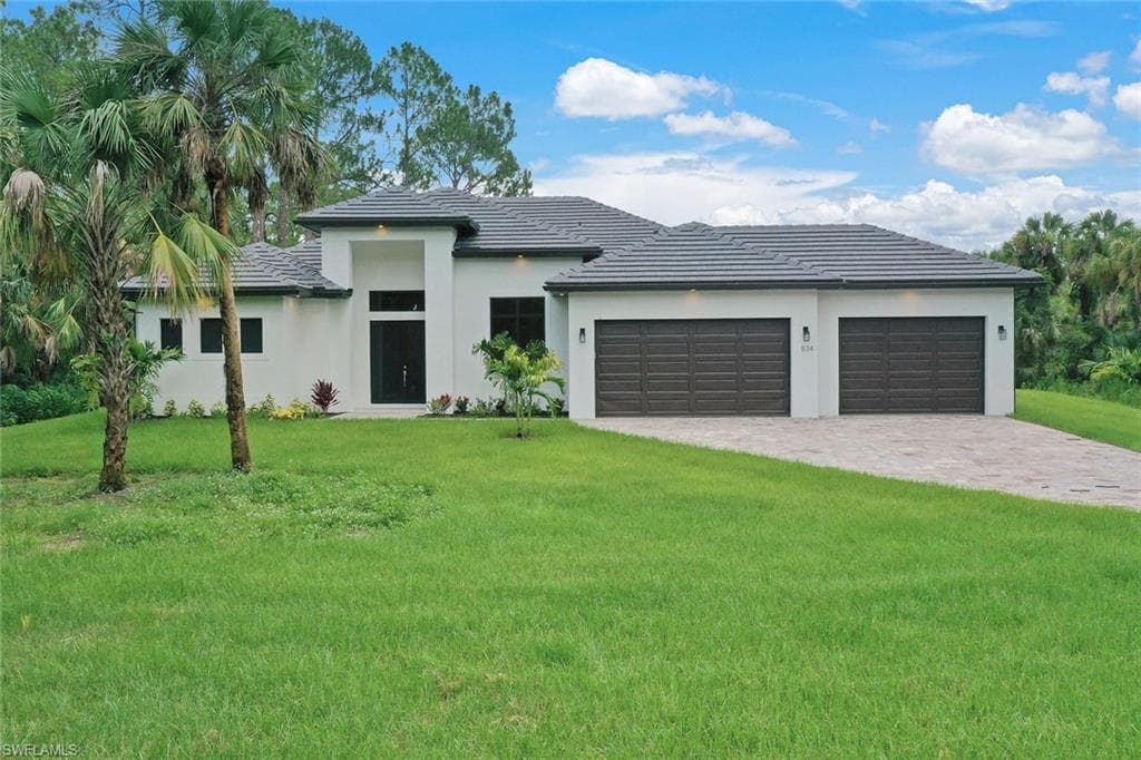 834 Wilson BLVD N NAPLES, FL 34120