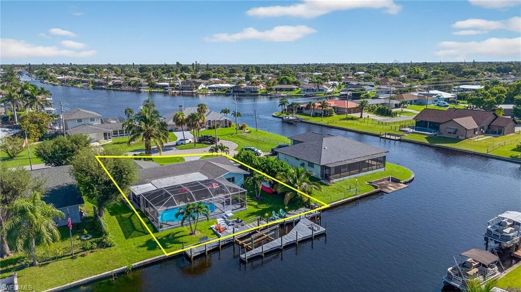 138 SE 40th ST CAPE CORAL, FL 33904