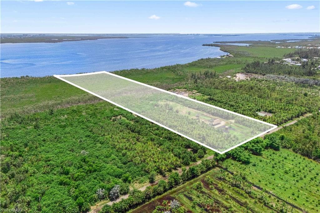 6250 Masters Landing DR ST. JAMES CITY, FL 33956