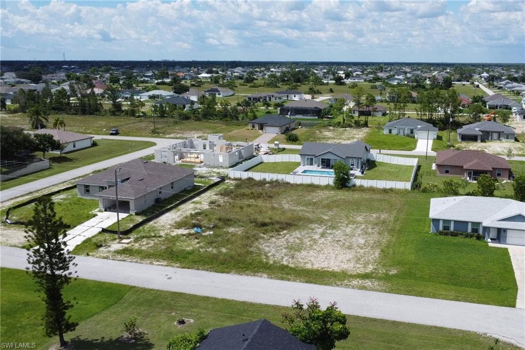 1909 NW 20th ST CAPE CORAL, FL 33993