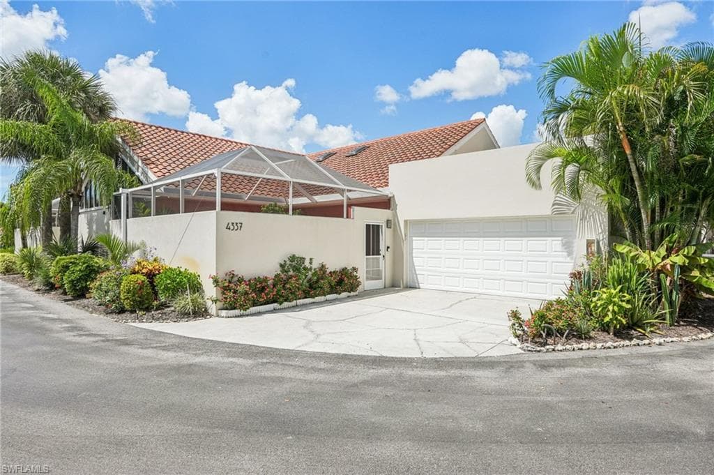 4337 Covey CIR 9C NAPLES, FL 34109