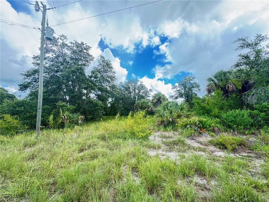 658 Morella AVE LEHIGH ACRES, FL 33972