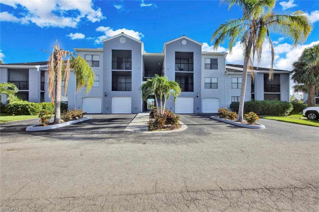13545 Eagle Ridge DR 827 FORT MYERS, FL 33912