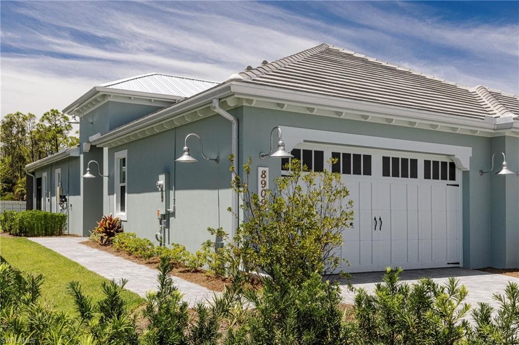 8909 Yucatan CT NAPLES, FL 34112