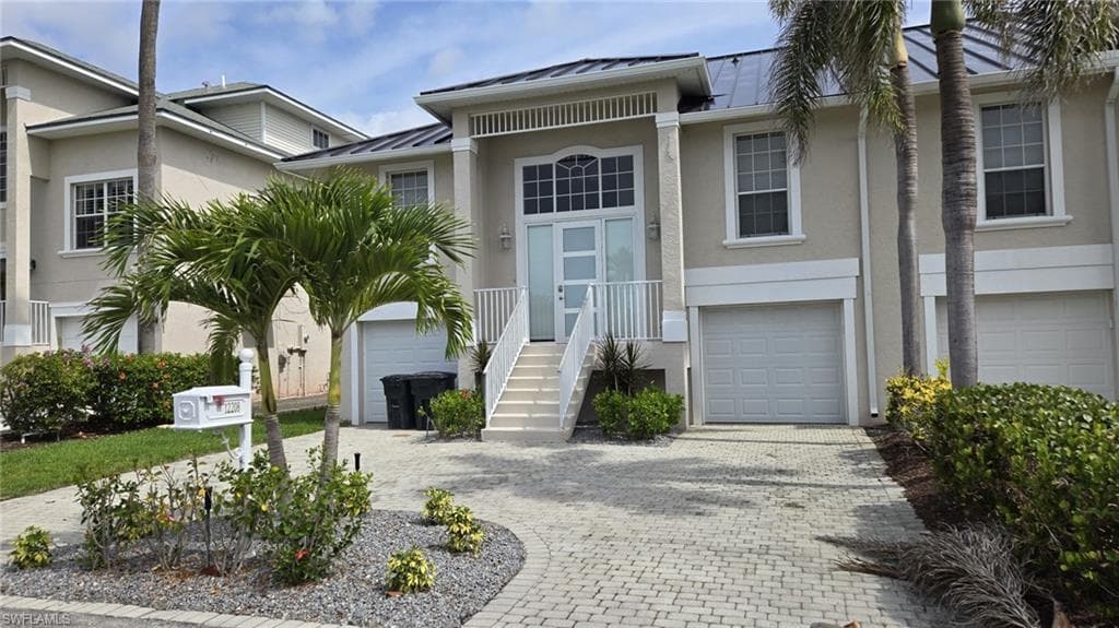 12208 Siesta DR FORT MYERS BEACH, FL 33931