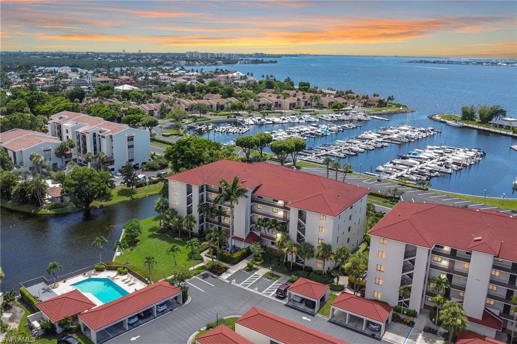 9435 Sunset Harbor LN 213 FORT MYERS, FL 33919
