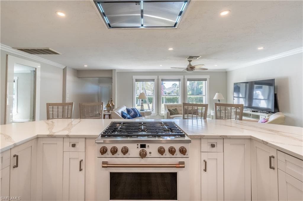 2237 Kings Lake BLVD NAPLES, FL 34112