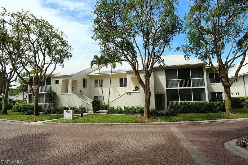 784 Willowbrook DR 608 NAPLES, FL 34108