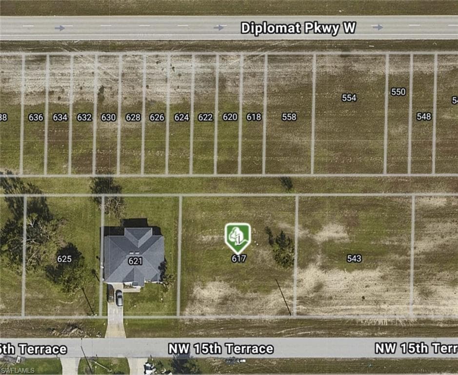 617 NW 15th TER CAPE CORAL, FL 33993