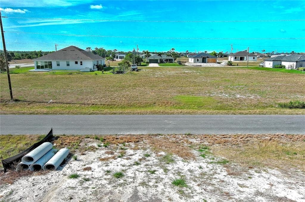 4008 NW 38th LN CAPE CORAL, FL 33993