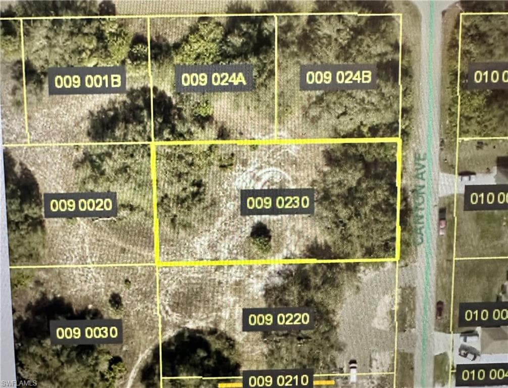 1621 Canton AVE LEHIGH ACRES, FL 33972