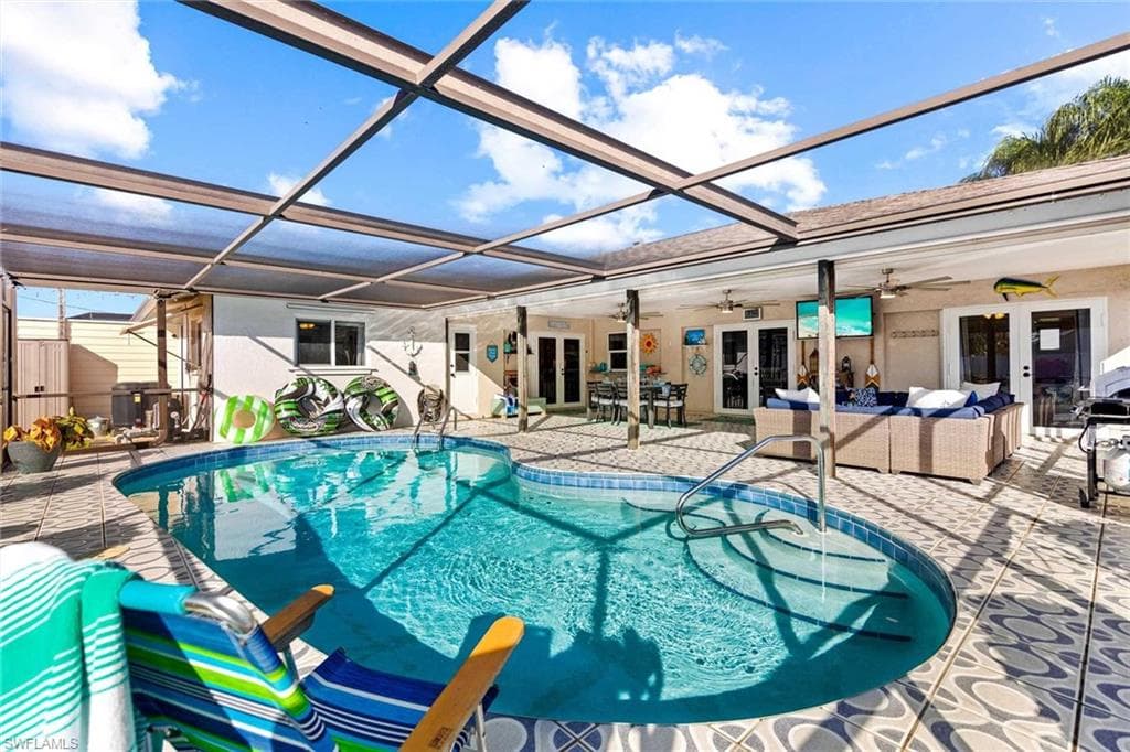 1426 SE 34th TER CAPE CORAL, FL 33904