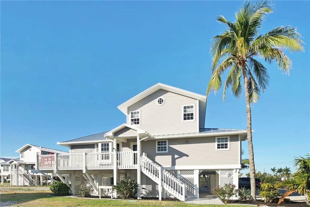 2258 Palm AVE ST. JAMES CITY, FL 33956