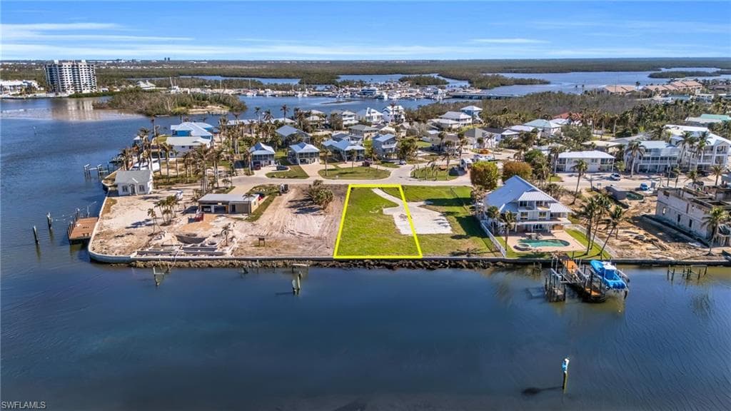 922 San Carlos DR FORT MYERS BEACH, FL 33931