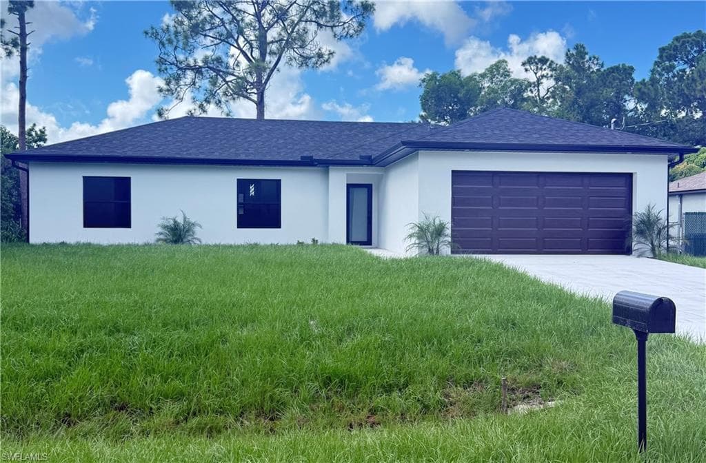 817 Coffield AVE LEHIGH ACRES, FL 33974