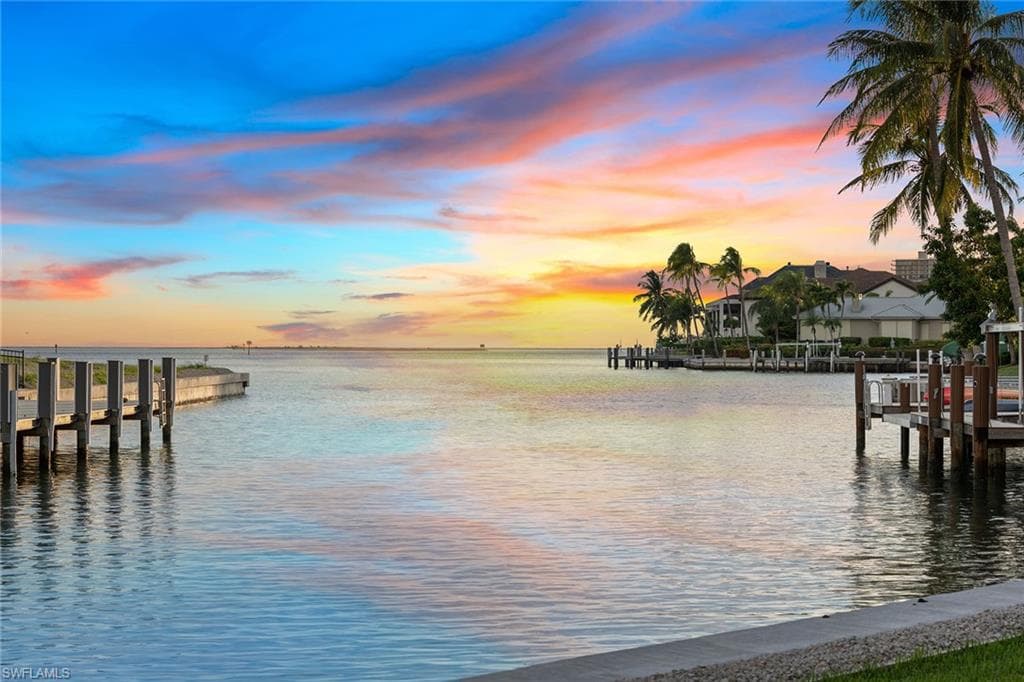 1535 Caxambas CT MARCO ISLAND, FL 34145