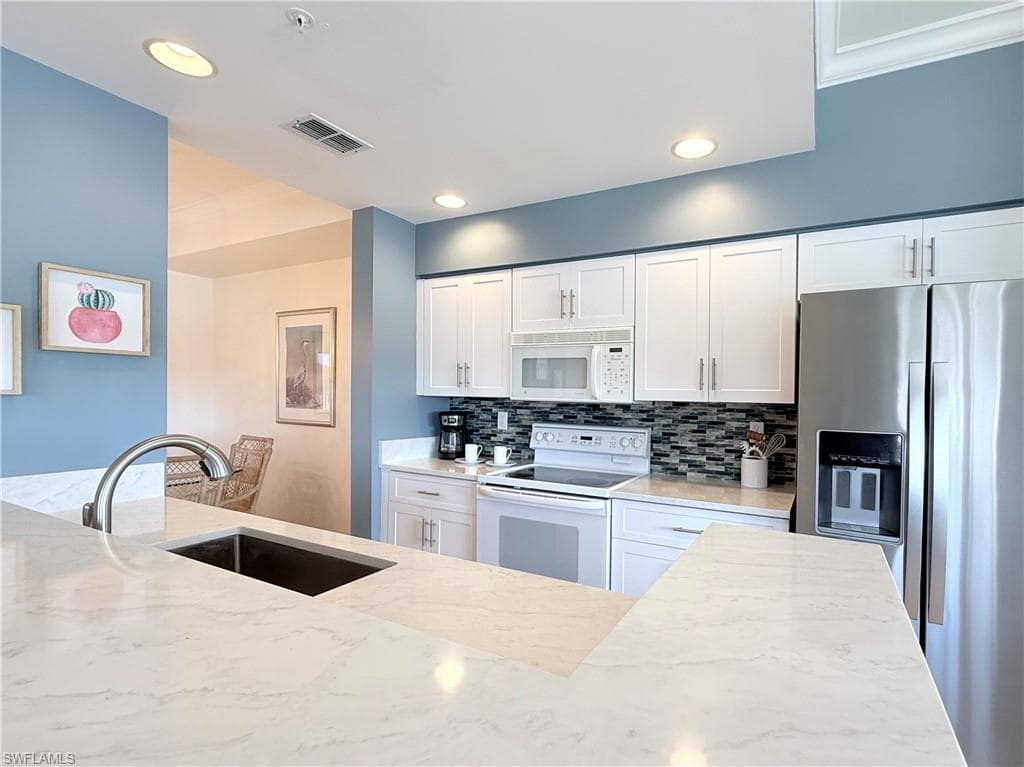 7515 Stoneybrook DR 846 NAPLES, FL 34112
