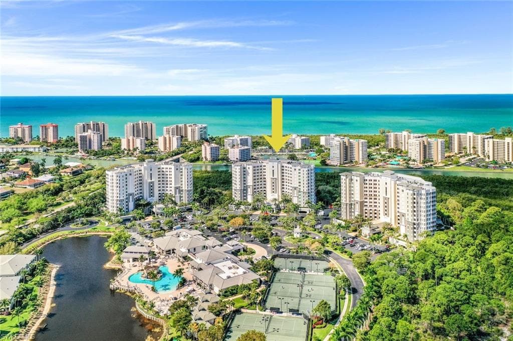 315 Dunes BLVD 201 NAPLES, FL 34110