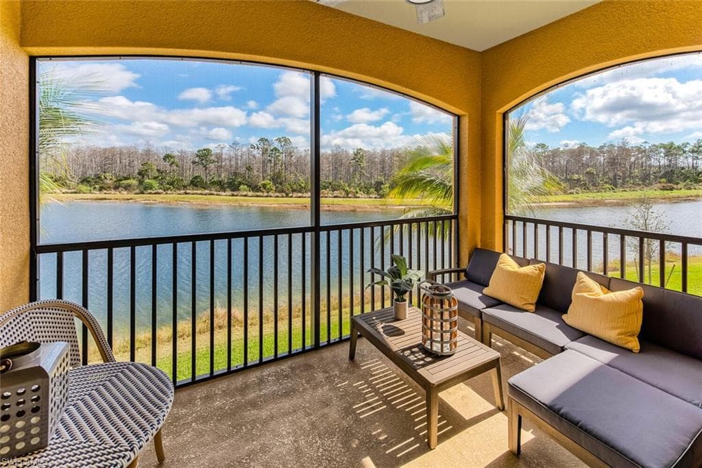 9584 Trevi CT 5226 NAPLES, FL 34113
