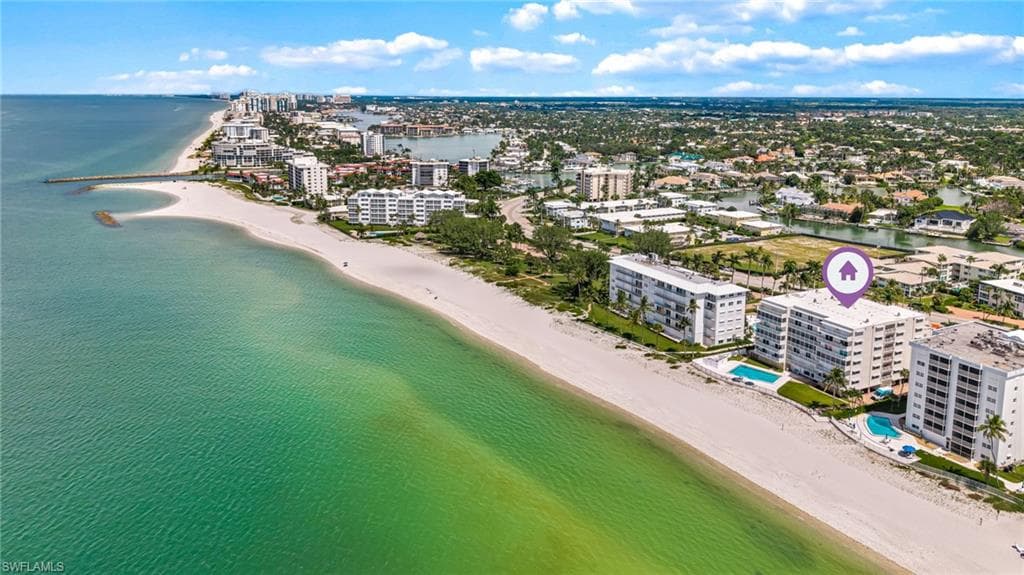 1977 GULF SHORE BLVD N 204 NAPLES, FL 34102