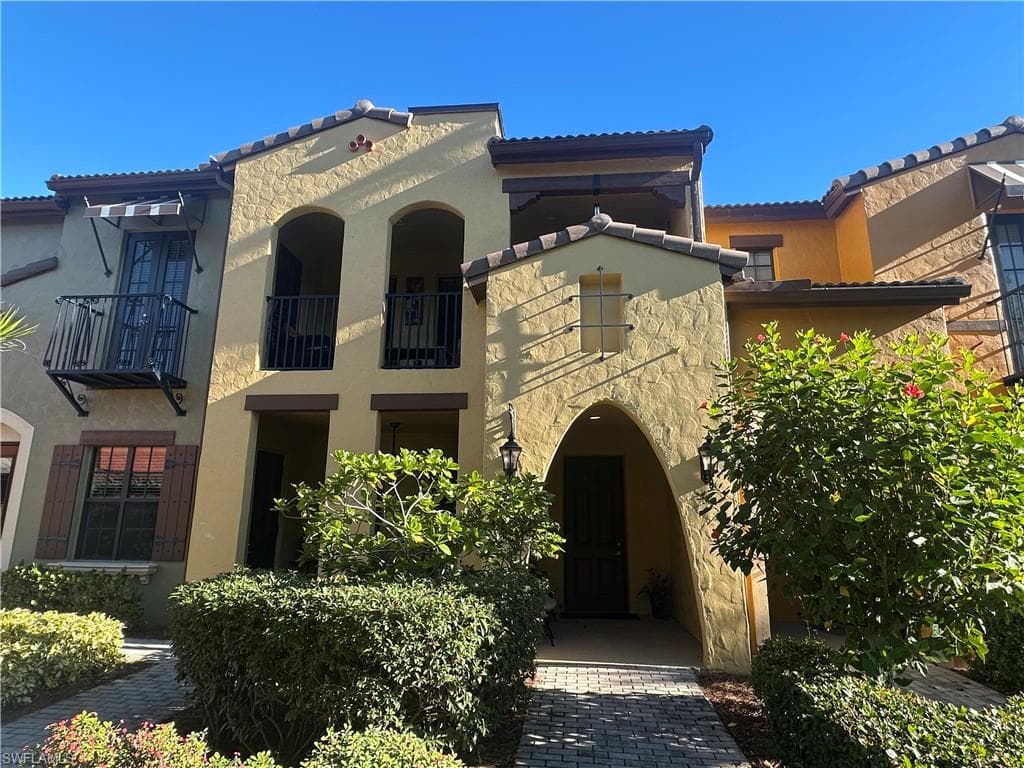 9134 CHULA VISTA ST 12504 NAPLES, FL 34113