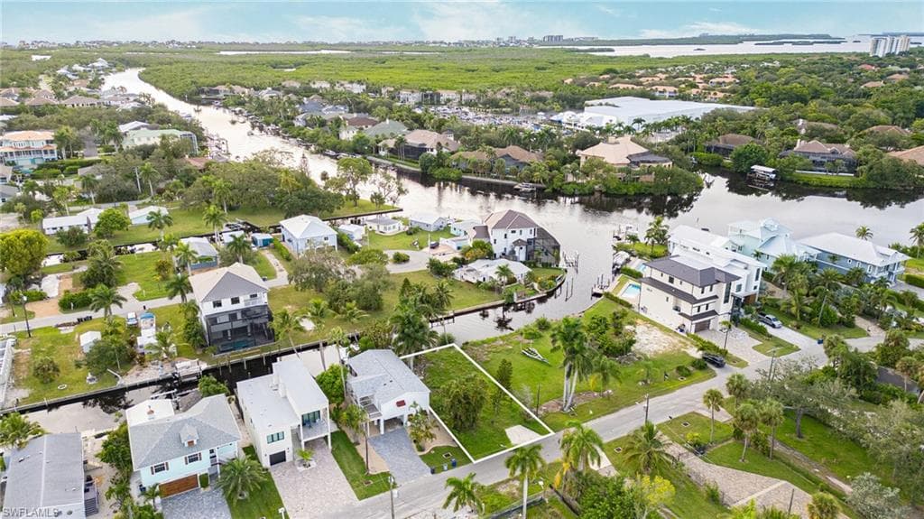 27563 Big Bend RD BONITA SPRINGS, FL 34134