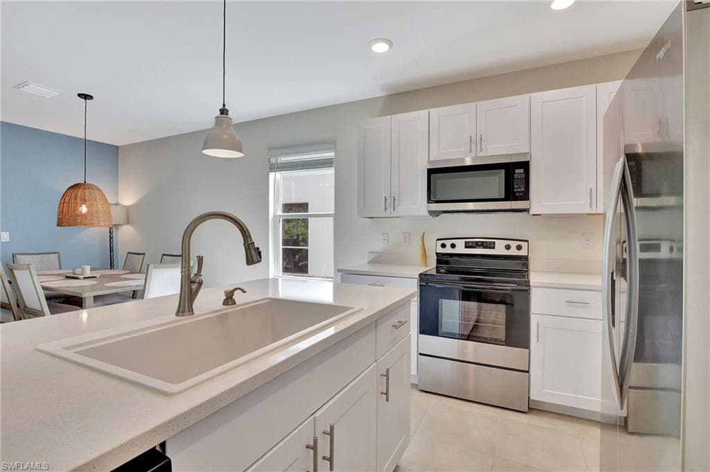 15489 Wildflower CIR NAPLES, FL 34119