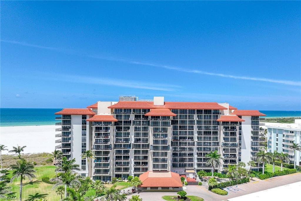 180 Seaview CT 212 MARCO ISLAND, FL 34145