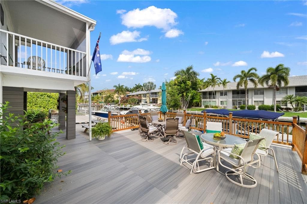 1605 Chesapeake AVE 2 NAPLES, FL 34102