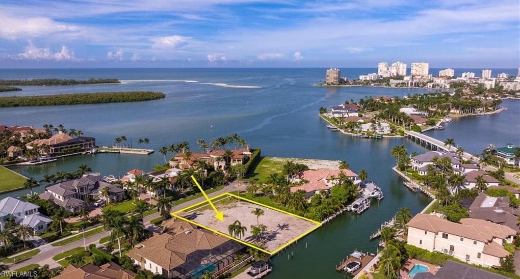 1558 Heights CT MARCO ISLAND, FL 34145