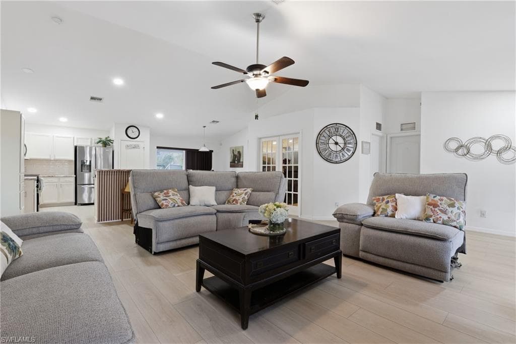 3003 25th ST W LEHIGH ACRES, FL 33971