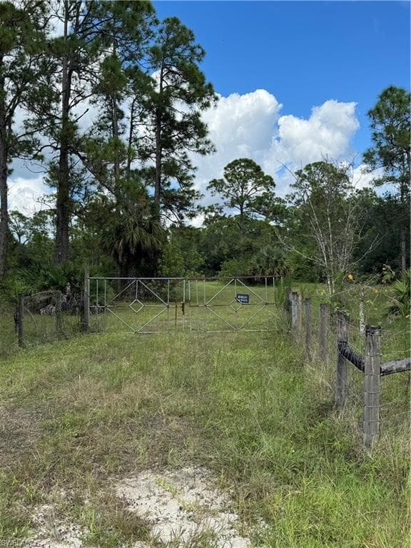2201 Riviera AVE CLEWISTON, FL 33440