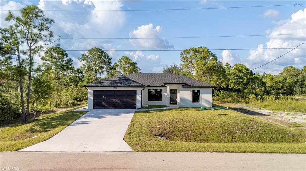 2702 49th ST W LEHIGH ACRES, FL 33971