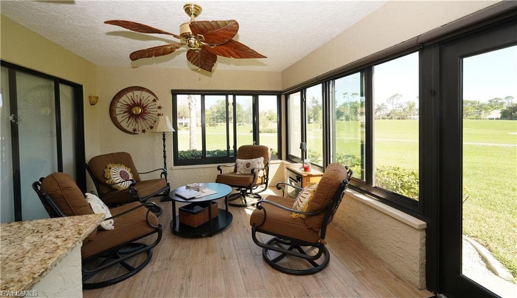 5730 Trailwinds DR 411 FORT MYERS, FL 33907