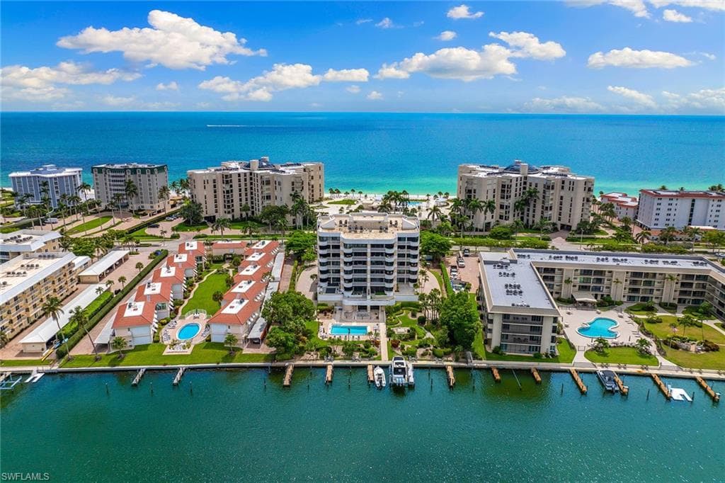 3100 Gulf Shore BLVD N 403 NAPLES, FL 34103