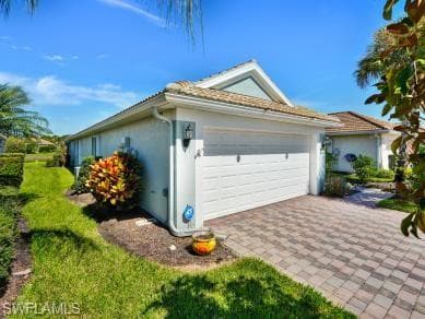 8693 Querce CT NAPLES, FL 34114