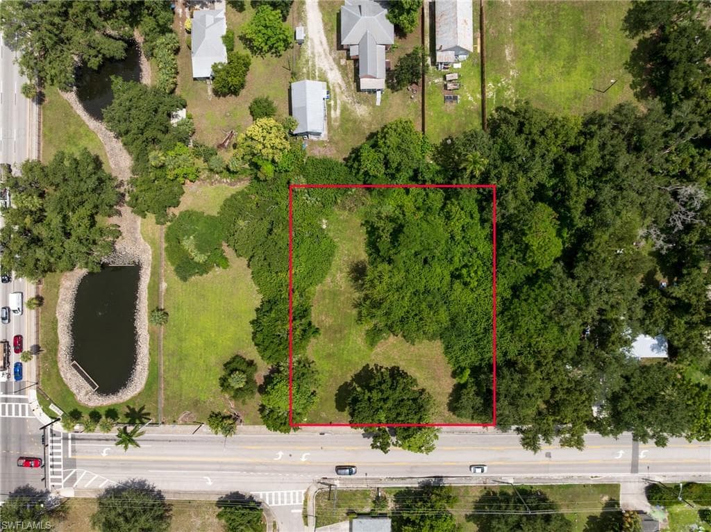 2542 and 2546 2nd ST FORT MYERS, FL 33901