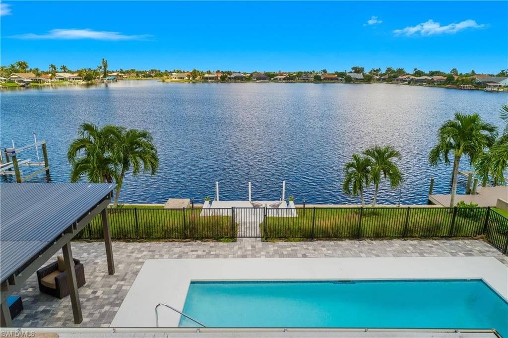 5015 Skyline BLVD CAPE CORAL, FL 33914