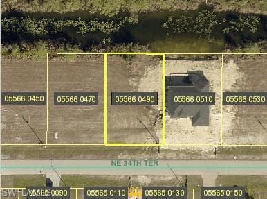 826 NE 32nd LN CAPE CORAL, FL 33909
