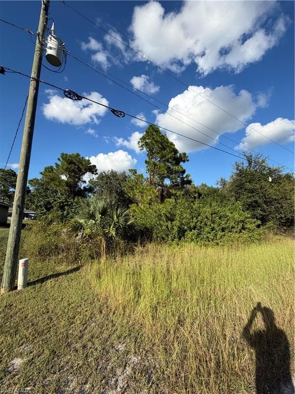 2516 38th ST W LEHIGH ACRES, FL 33971