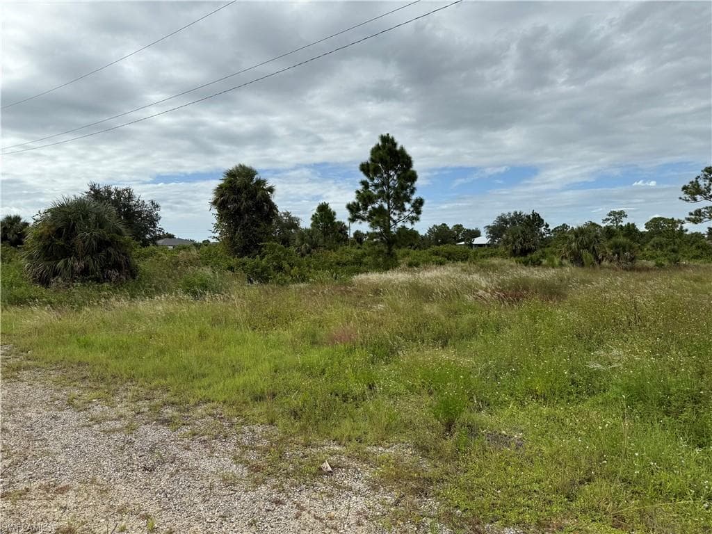 3604 72nd ST W LEHIGH ACRES, FL 33971